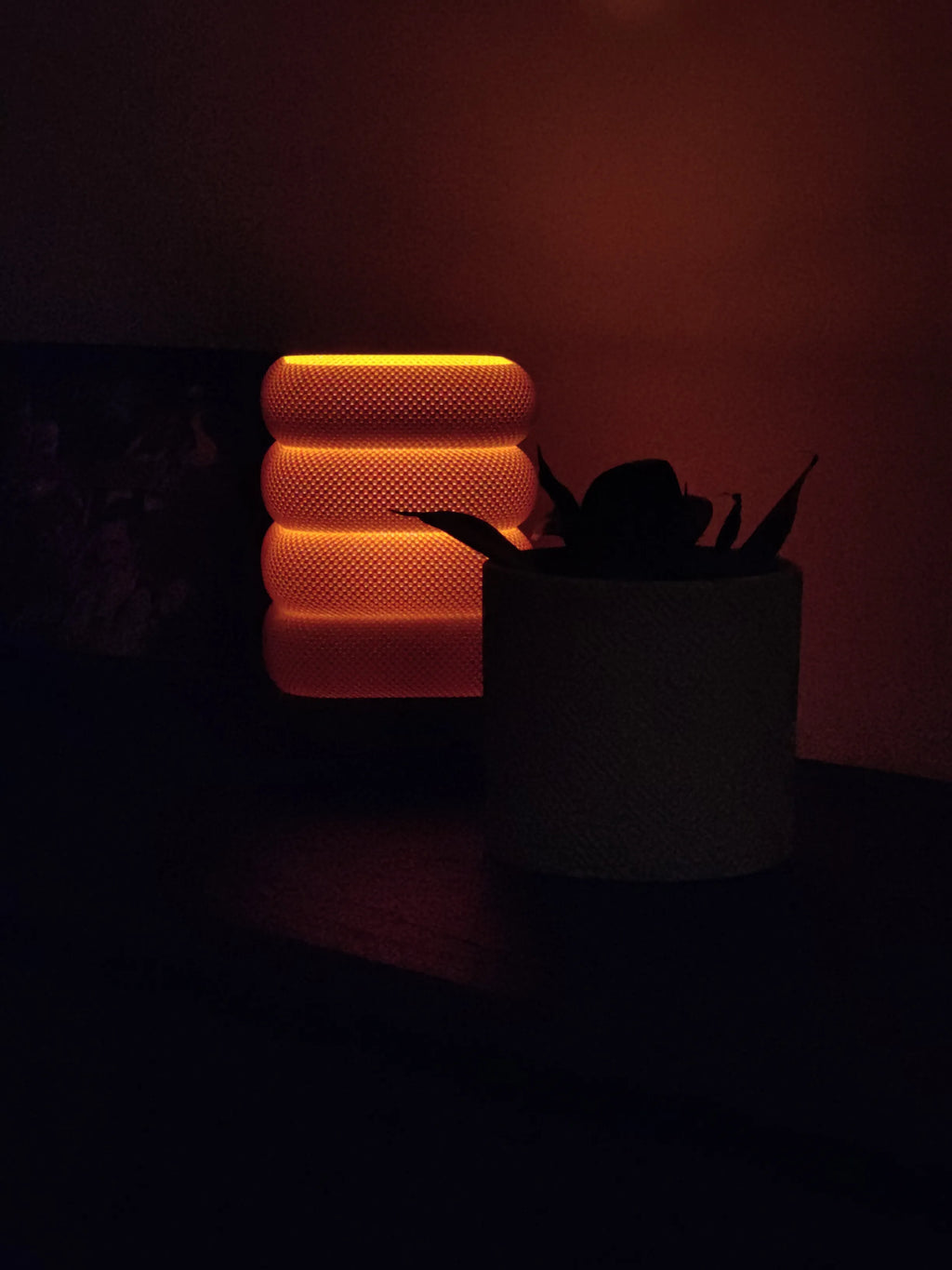 retro lamp with basket structure