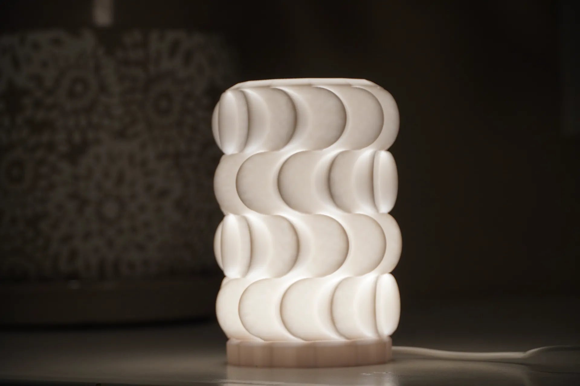 Waved Lamp