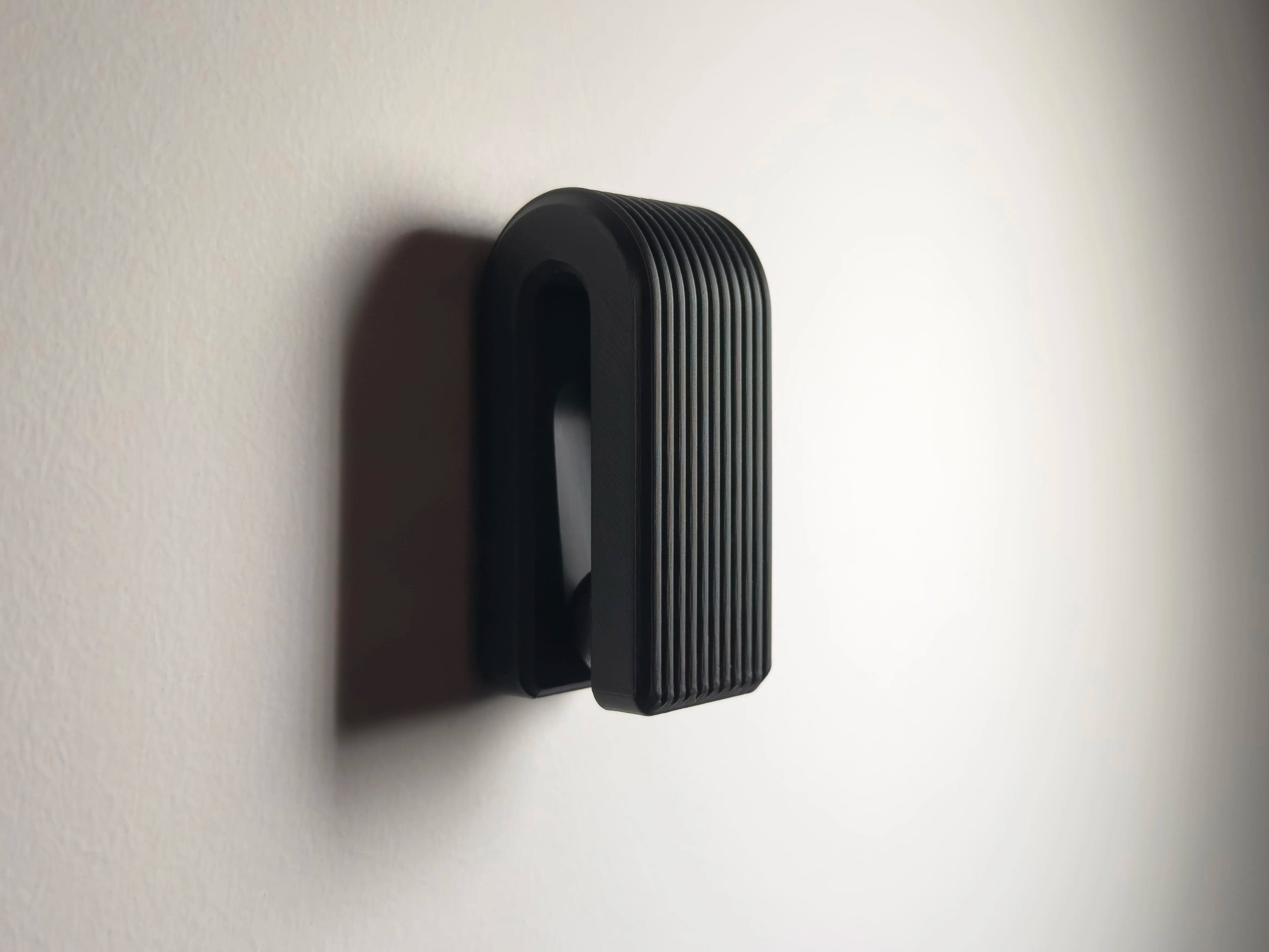 Auto-locking Hanger - Gravity Towel Hook
