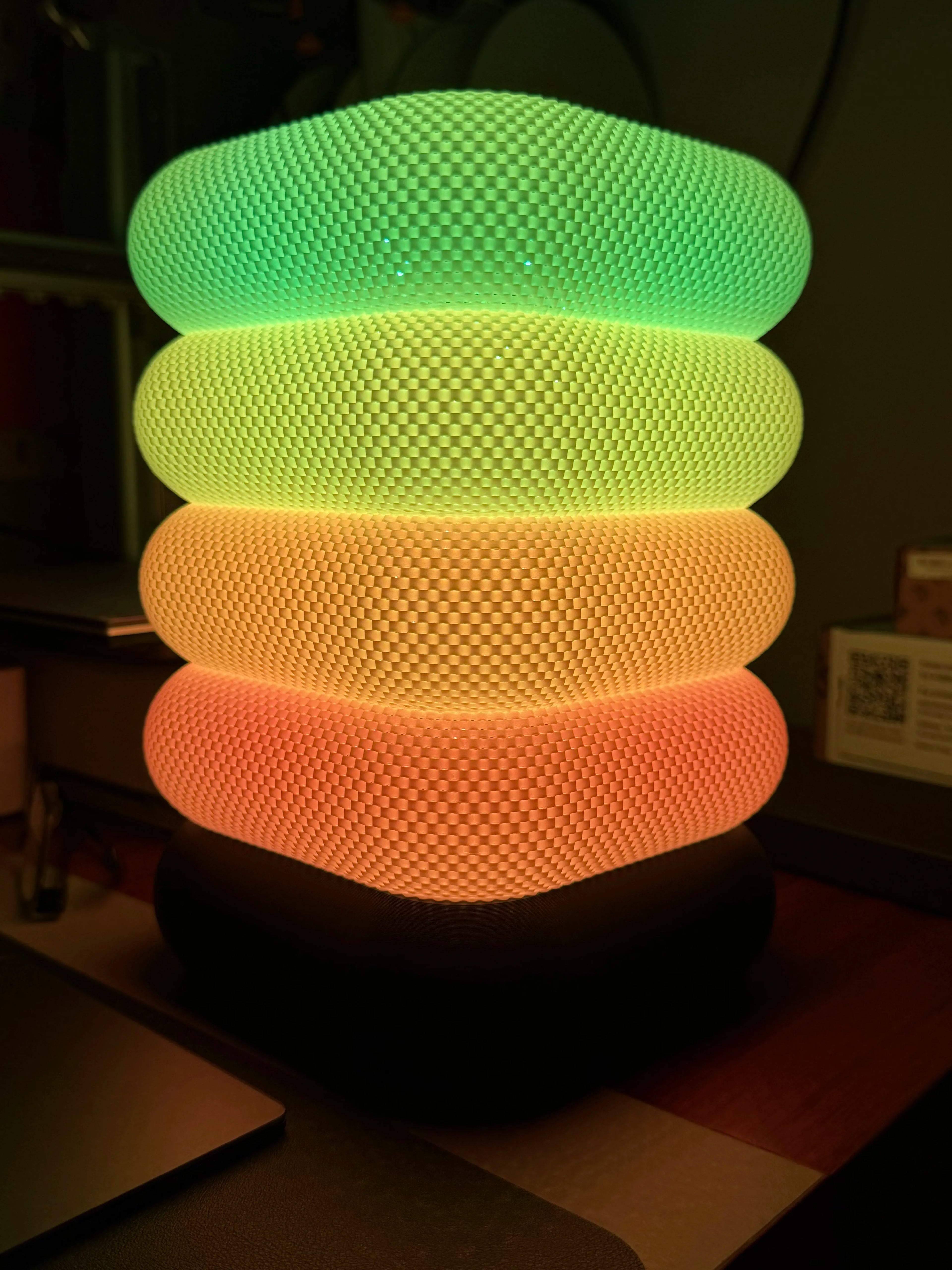 retro lamp with basket structure